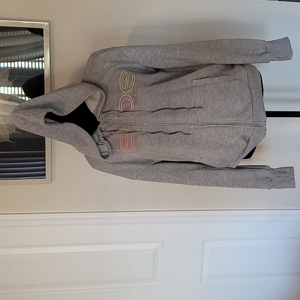 Bebe sweater